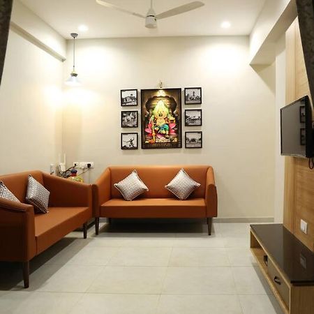 'Sumadhu Homes 301 ' Kolhapur Exteriör bild