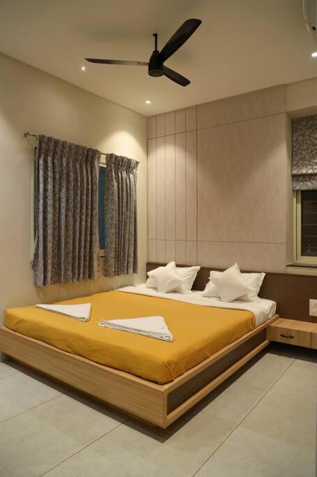 'Sumadhu Homes 301 ' Kolhapur Exteriör bild